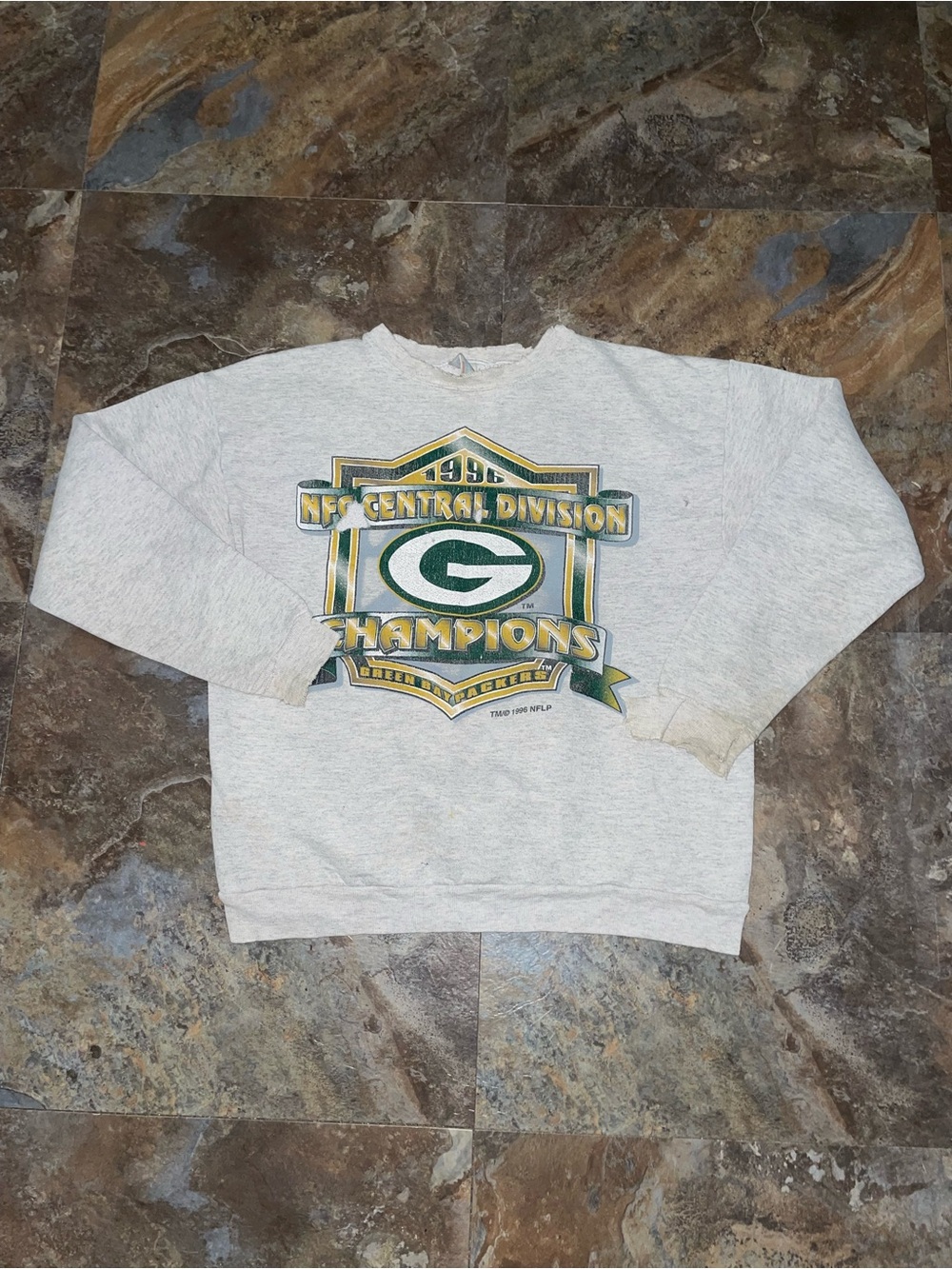 Green Bay Packers NFL Central Division Champions Gray Crewneck Sweatshirt 1996